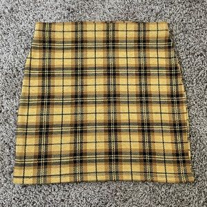 yellow plaid skirt